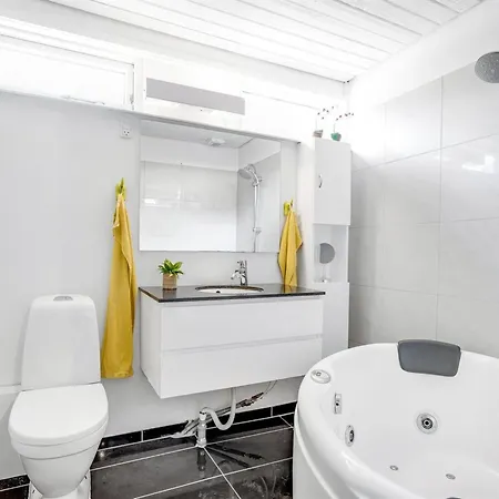 Duende - 200m From The Sea By Interhome * Bøtø By
