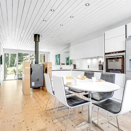 Duende - 200m From The Sea By Interhome * Bøtø By